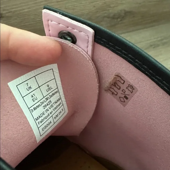 Dr. Martens Pink Patent Leather Combat Boots, New/Never Worn / without box. - Picture 6 of 8